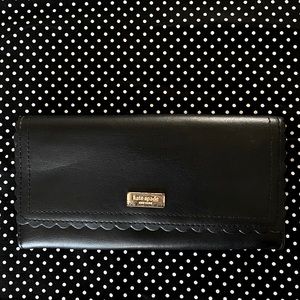 Black Kate Spade Wallet ♠️
